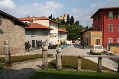 Clicca per vedere l'immagine alla massima grandezza