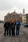 Nome del file=117_ARRIVATI MANTOVA.jpg
Dimensione del file=170KiB
Dimensioni=988x1488
Aggiunta il=25 Apr 2005 117_ARRIVATI MANTOVA.jpg