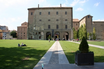 Clicca per vedere l'immagine alla massima grandezza