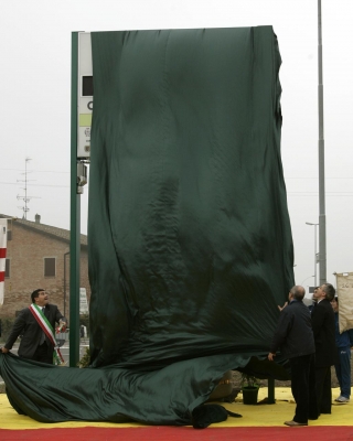 Clicca per vedere l'immagine alla massima grandezza