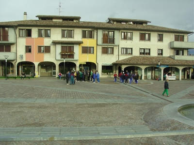 Clicca per vedere l'immagine alla massima grandezza