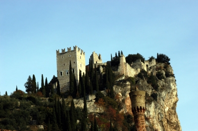 Clicca per vedere l'immagine alla massima grandezza