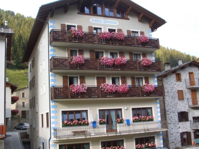 Clicca per vedere l'immagine alla massima grandezza