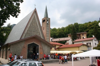 Clicca per vedere l'immagine alla massima grandezza