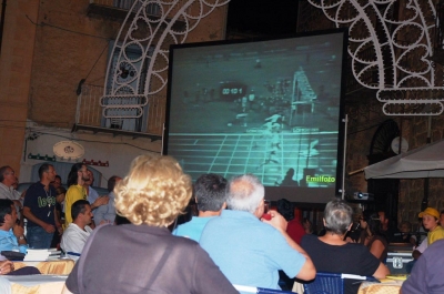 Clicca per vedere l'immagine alla massima grandezza