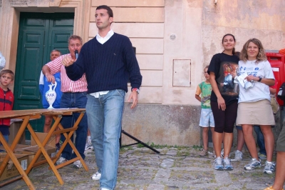 Clicca per vedere l'immagine alla massima grandezza