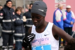 4-12-05-Milanomarathon0411.jpg