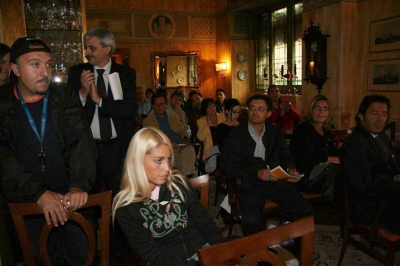 Clicca per vedere l'immagine alla massima grandezza