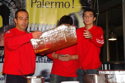 Clicca per vedere l'immagine alla massima grandezza