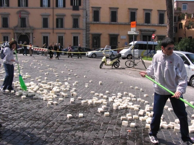 Clicca per vedere l'immagine alla massima grandezza