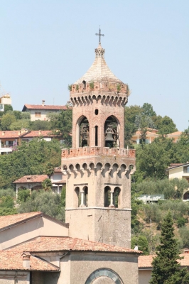 Clicca per vedere l'immagine alla massima grandezza