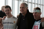 Filename=16_thomas_dold,_roberto_formigoni,_mario_poletti.jpg
Filesize=100KiB
Dimensions=1024x683
Date added=Mar 02, 2008 16_thomas_dold,_roberto_formigoni,_mario_poletti.jpg