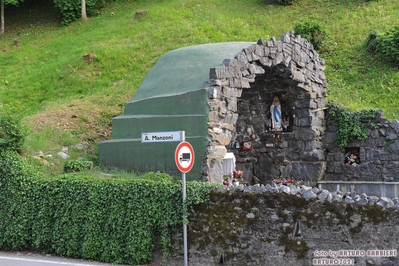 Clicca per vedere l'immagine alla massima grandezza