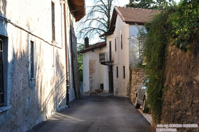 Clicca per vedere l'immagine alla massima grandezza