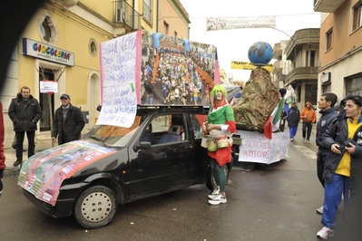 Clicca per vedere l'immagine alla massima grandezza