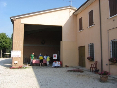Clicca per vedere l'immagine alla massima grandezza