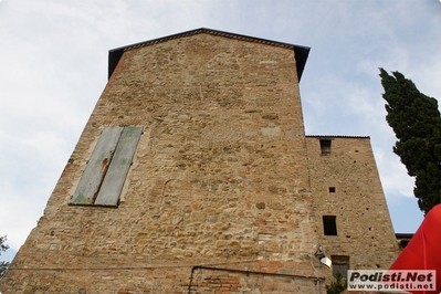 Clicca per vedere l'immagine alla massima grandezza