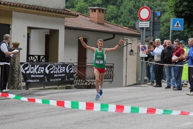 Clicca per vedere l'immagine alla massima grandezza