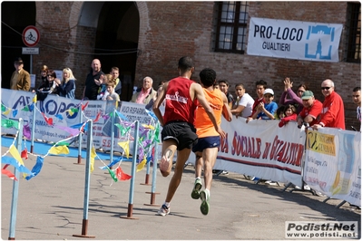 Clicca per vedere l'immagine alla massima grandezza