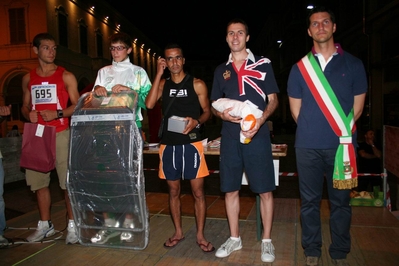 Clicca per vedere l'immagine alla massima grandezza