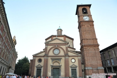 Clicca per vedere l'immagine alla massima grandezza