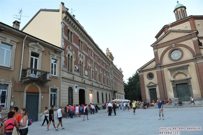 Clicca per vedere l'immagine alla massima grandezza