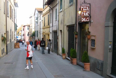 Clicca per vedere l'immagine alla massima grandezza