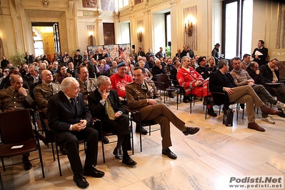 Clicca per vedere l'immagine alla massima grandezza