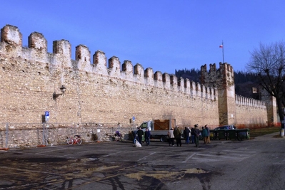 Clicca per vedere l'immagine alla massima grandezza