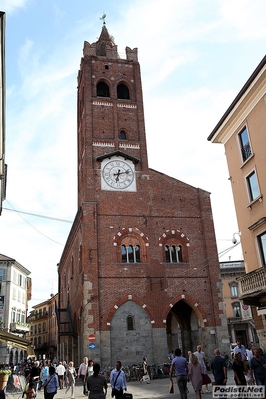 Clicca per vedere l'immagine alla massima grandezza