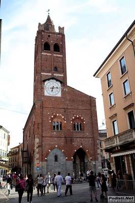 Clicca per vedere l'immagine alla massima grandezza