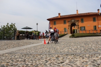 Clicca per vedere l'immagine alla massima grandezza