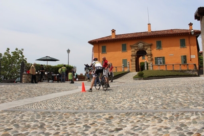 Clicca per vedere l'immagine alla massima grandezza