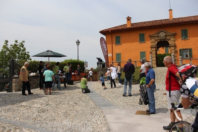 Clicca per vedere l'immagine alla massima grandezza