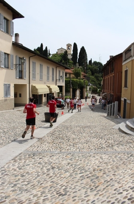 Clicca per vedere l'immagine alla massima grandezza