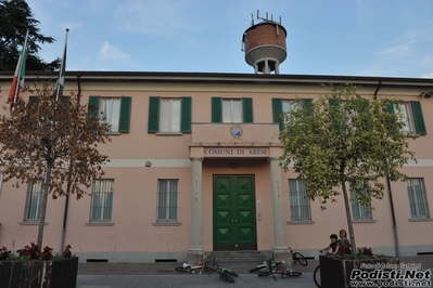 Clicca per vedere l'immagine alla massima grandezza