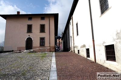 Clicca per vedere l'immagine alla massima grandezza