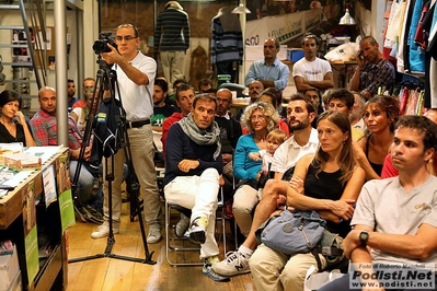 Clicca per vedere l'immagine alla massima grandezza