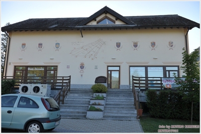 Clicca per vedere l'immagine alla massima grandezza